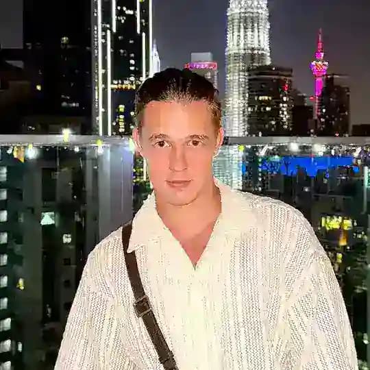 Nick 🇺🇸YouTube