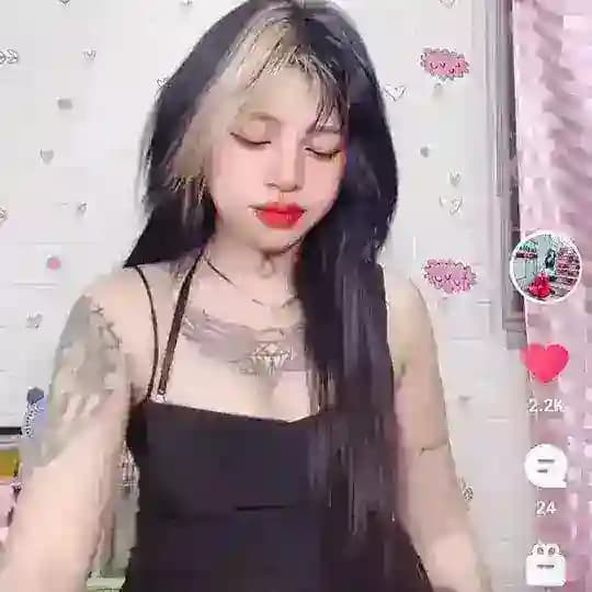 Nan Khan May Vk