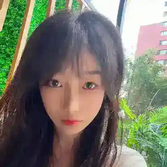 你的蜜桃臀【情侣泄密】