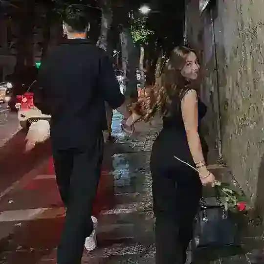 لعيوني