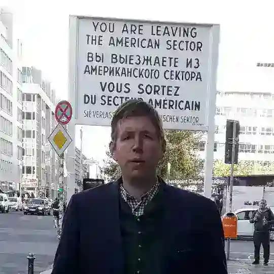 Patrick Poppel (Geopolitische Analysen mit Humor)
