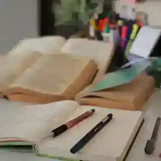 𝑃𝑒𝑛𝑢𝑠𝑎𝑘𝑎𝑚 پێنووسەڪەم📝🥇