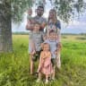 Жизнь Перовых в русской глубинке