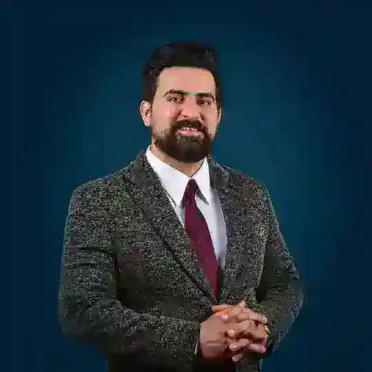 الاستاذ سلام شاكر