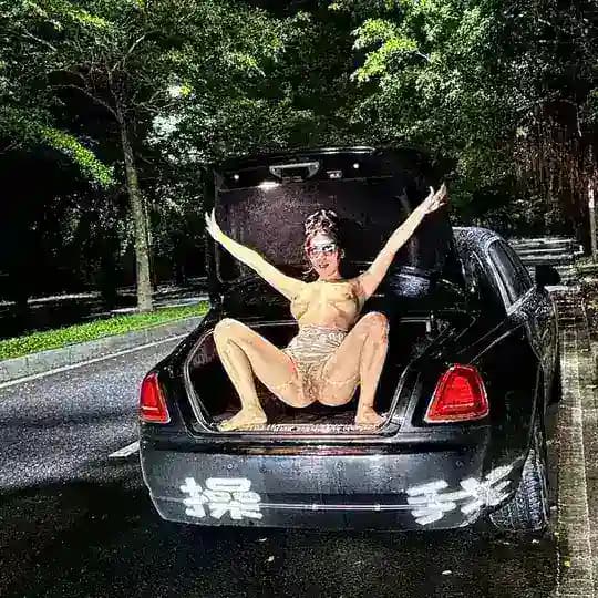 广州屁屁 露出频道PublicNudity