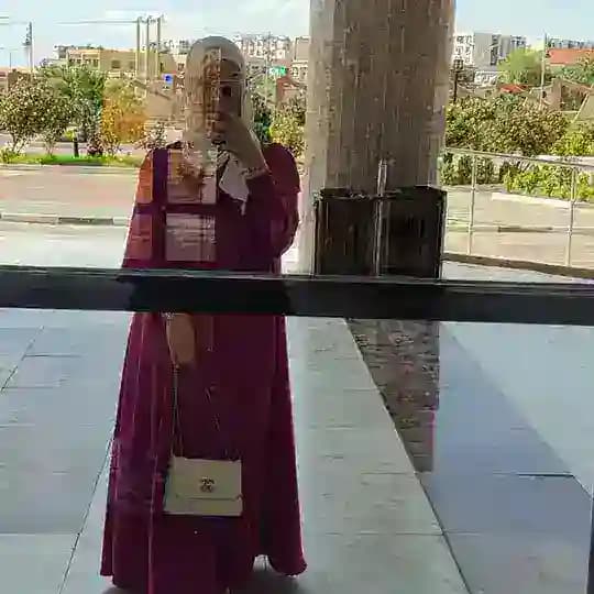 Prof_rania18
