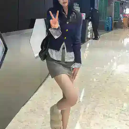 青青子衿👗👗👗㊙️