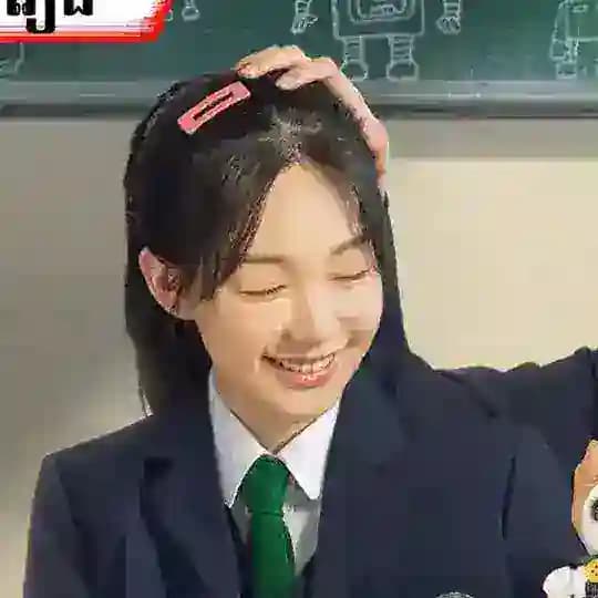 រាជនី Profile