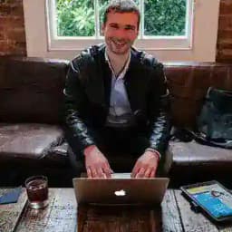 Les Rebelles Intelligents Entrepreneurs - Olivier Roland Profile
