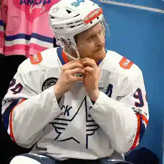 Папа на льду