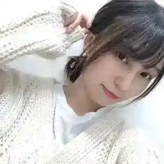 亚洲女