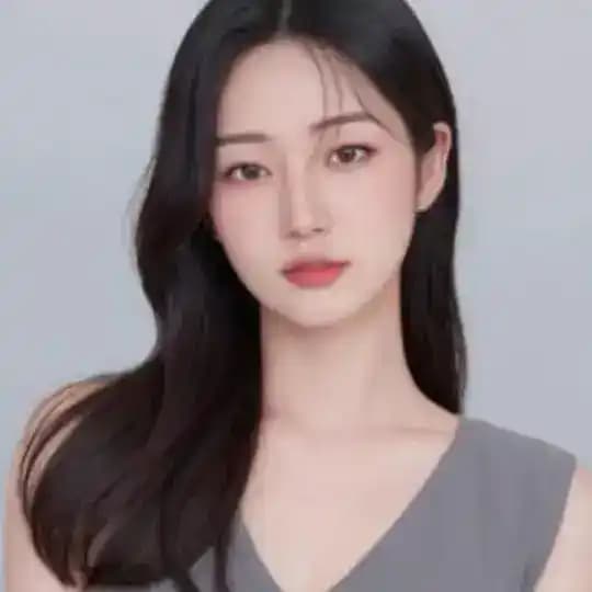 素材套图人设