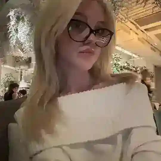 рия вэсликс <33