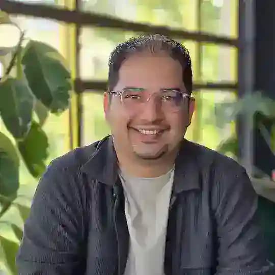 مصطفی روشنی | Mostafa Roshani