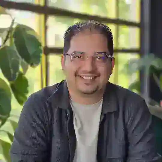 Mostafa Roshani | مصطفى روشنى