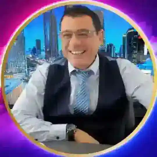 الاعلامي سمير متيني