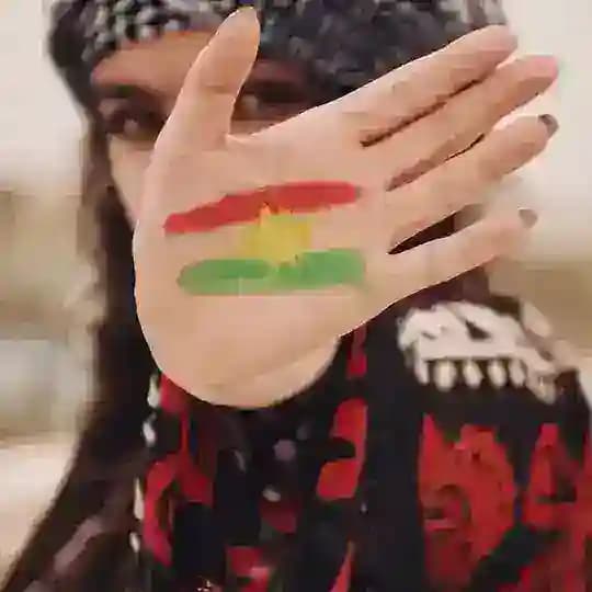 😶🌫️سەنا بەرزەنجی 😶🌫️