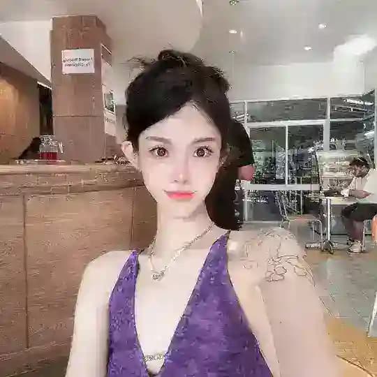 骚逼母狗黄丽娜