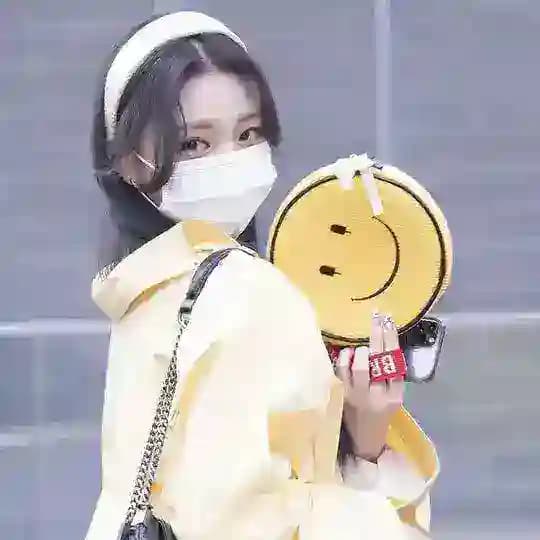 る! 🌷 . school cuping 𓏲 𖧶 𓈒 . Profile