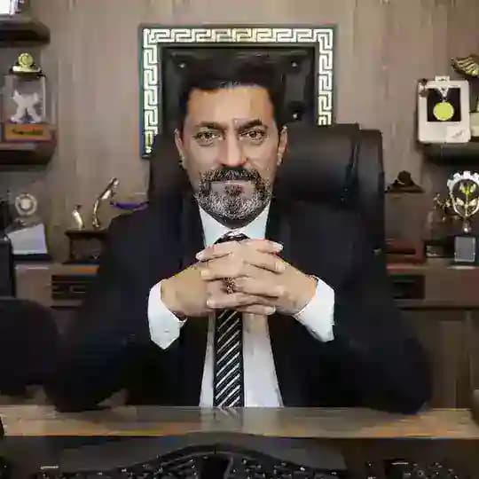 شهرام اسلامی