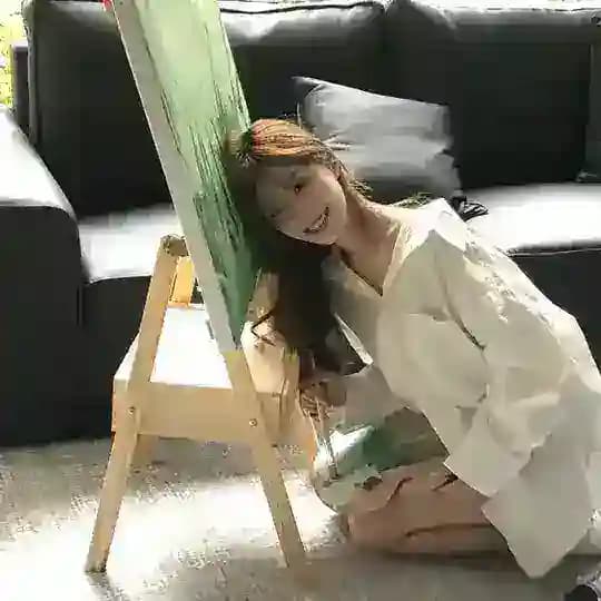 舒儿短暂兼职