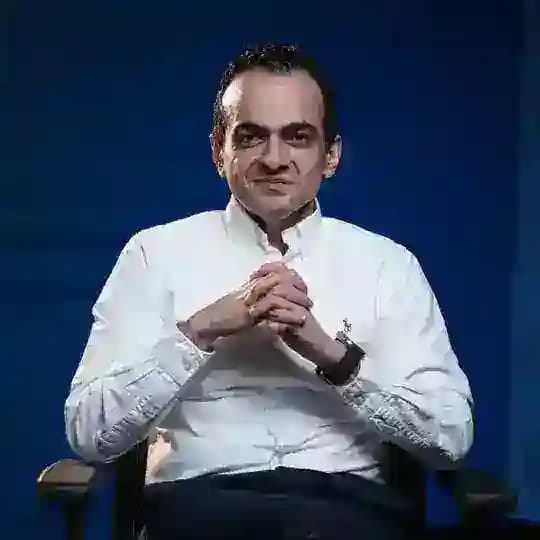 سیامک قاسمی