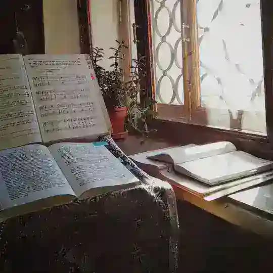 «В веселии и простоте сердца»