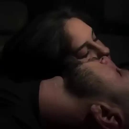 𝐒𝐢𝐫𝐞𝐥𝐢𝐬