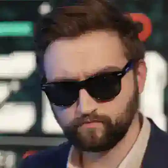 SirFuga Комментатор, Аналитик и КомКастер