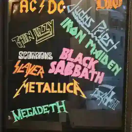 Stores&Records