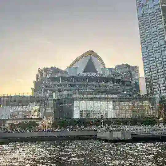 【海外素材】素材总部/生活/美食/套图/风景/旅行/汽车/购物/居家/运动/自拍素材 Profile