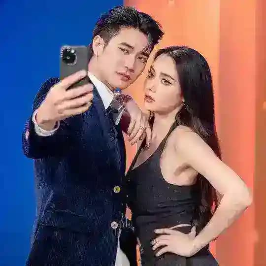 ထိုင်းဟာသ ဇာတ်ကားစုံ