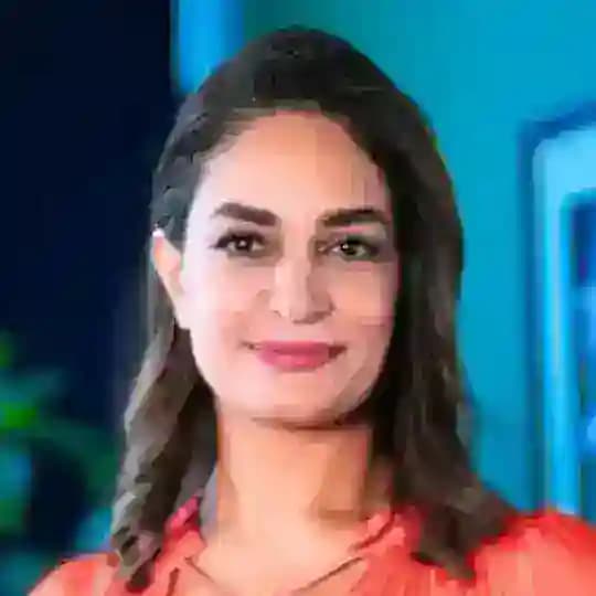 طناز و شما