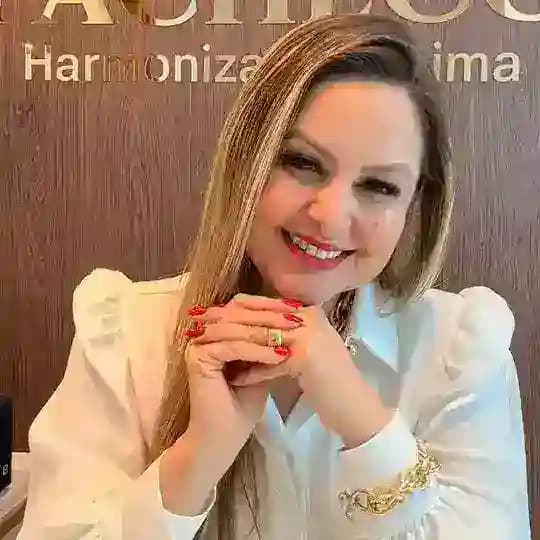 Dra Michelli Pacheco Técnica ELLEVARE - Aumento Pen🍆ano