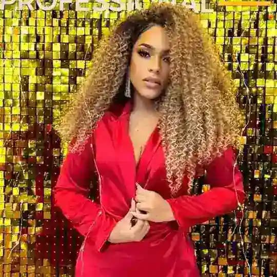 THAIS BRAZ