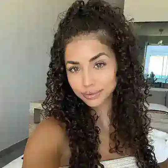 Thalia Matos | thaliamatoss ❤️