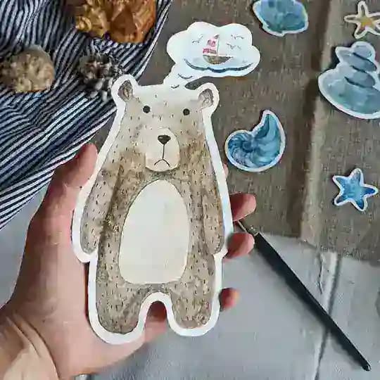 Художник рисует...