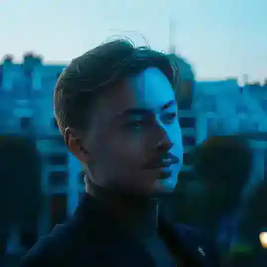 Le Backend | Thomas Benson Profile