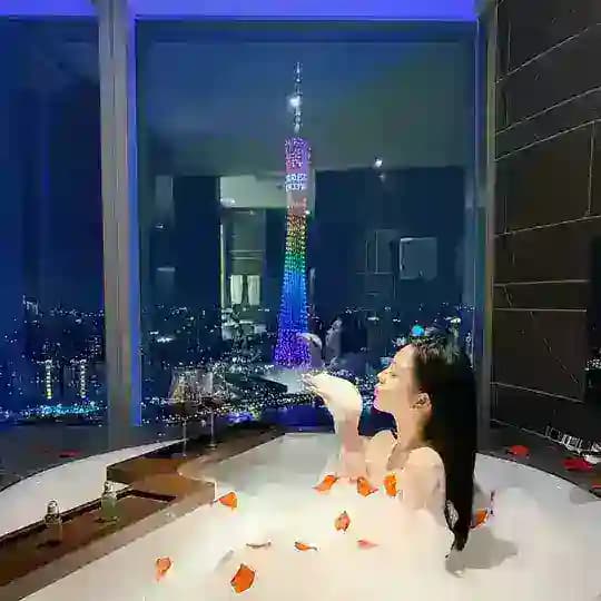 广州98楼凤天河白云海珠越秀【小⭕中⭕】