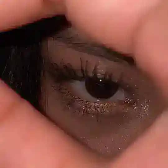 ل✶↜✗ 𝑴𝒀 𝑬𝒀𝑺✗