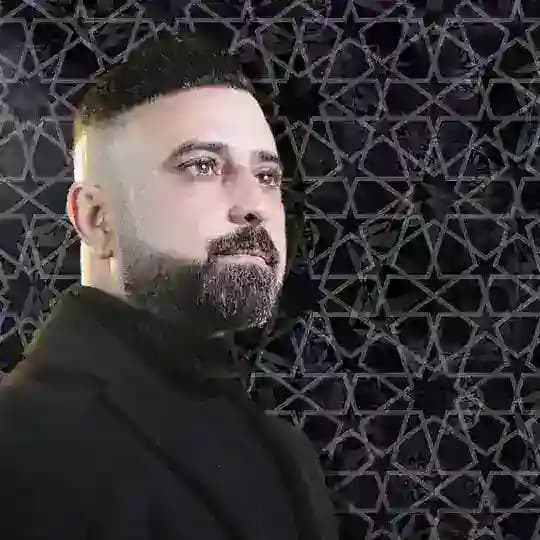 الاستاذ طالب عبد الامير{اللغة العربية}