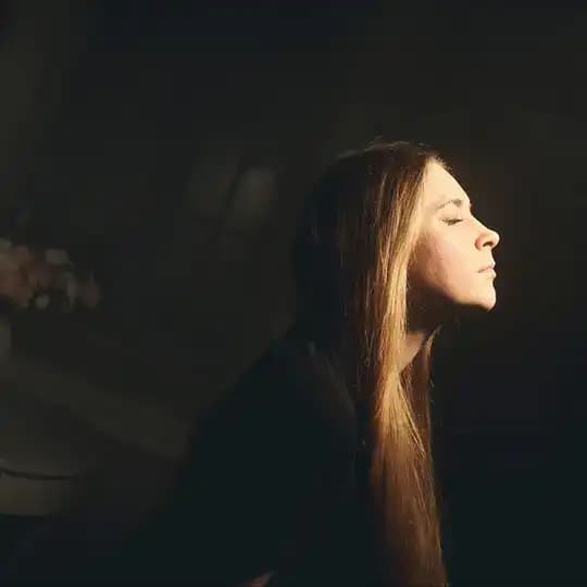 Что-то там с Айной