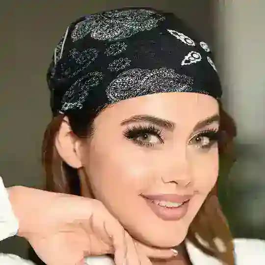 پخش عمده شال و روسری وحیدایرانی
