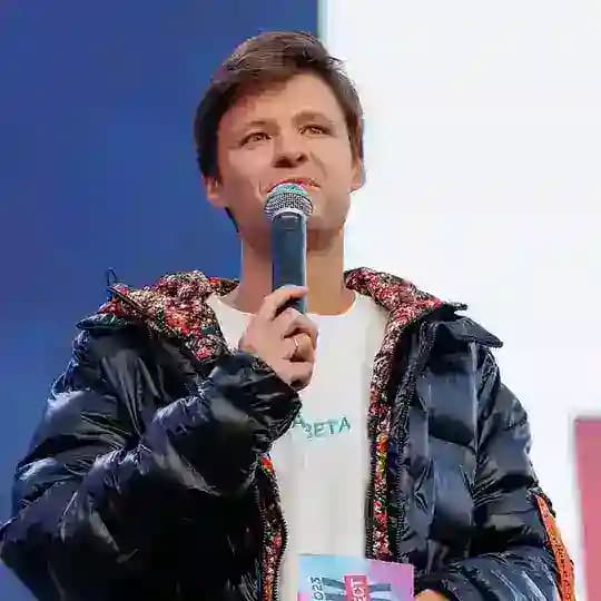ВАНЯ КОРНЕЕВ 🎤
