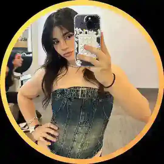 FOTO FILTRADA DE ALANA FLORES