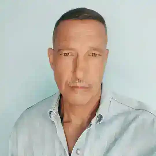 Все ещё Компаниец