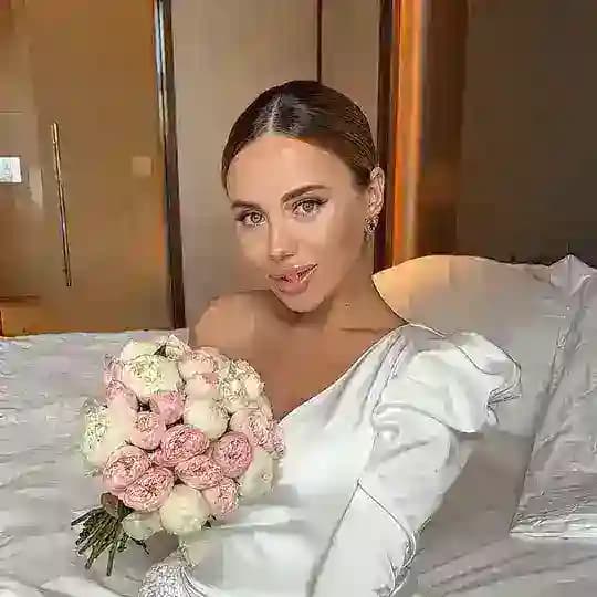 мисс Ли 🪭