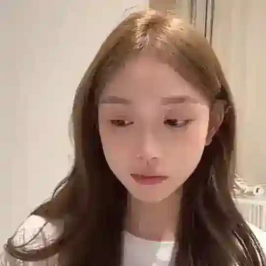 裸图⬆️福利频道！主频不涉黄