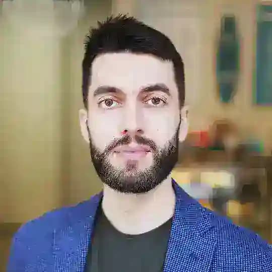 Никита Маклахов