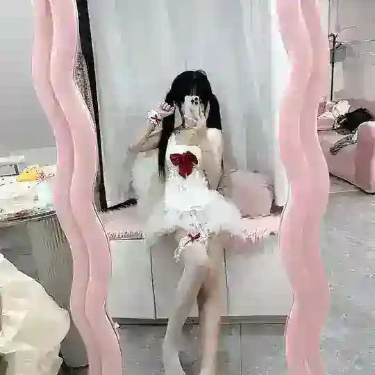小小的后花园